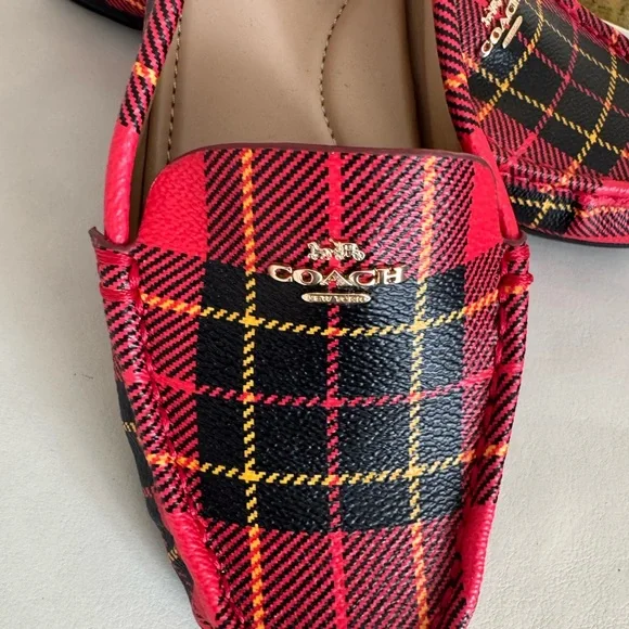 NEW COACH Marley Driver Red Plaid Print Slip-On Loafer Size 8.5 - Picture 2 of 5